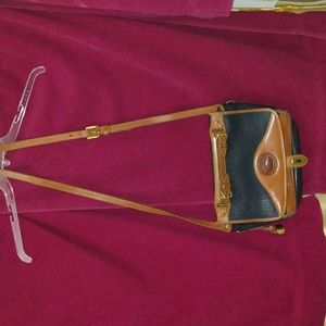 Purse - Leather, Dooney & Bourke, Inc